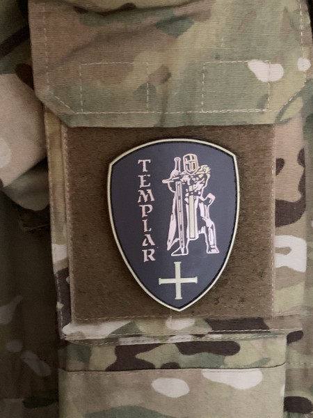 MORALE PATCH: "TEMPLAR" in der Version "Sand und Sonne"