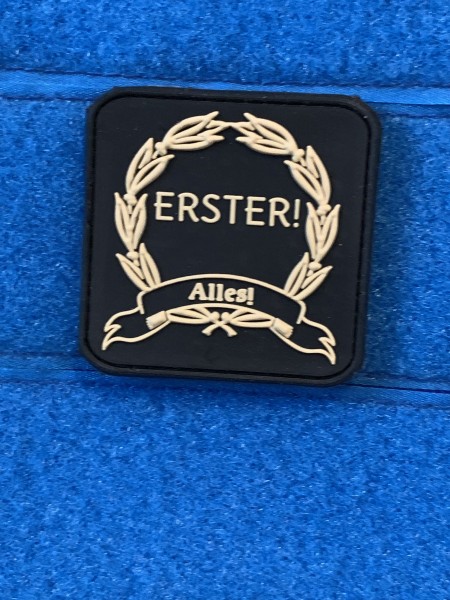 3D Morale Patch: "ERSTER! ALLES!" beige-gold