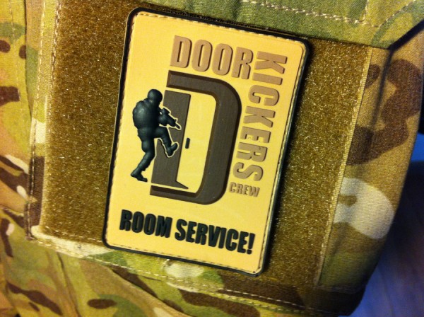 3D Rubber MORALE PATCH: "DOORKICKERS CREW" Large,multic.