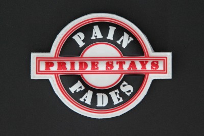 PAIN FADES PRIDE STAYS schwarz, weiß, rot