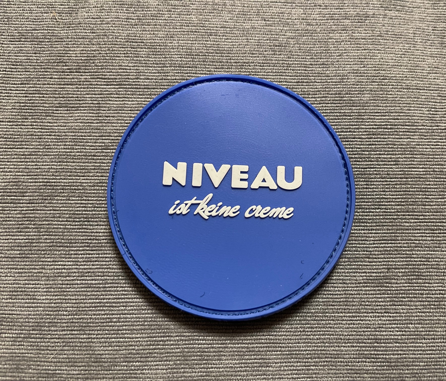 3D Rubberpatch: NIVEAU ist keine Creme – Bild 2